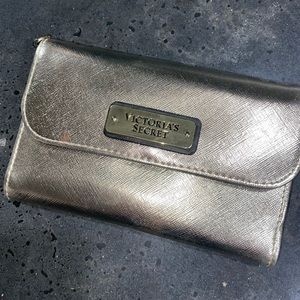 *NEW* Victorias Secret wallet